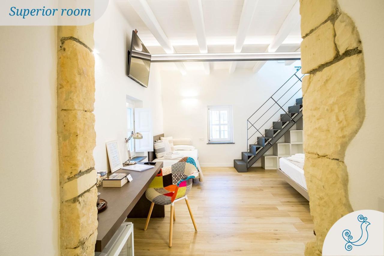קליארי Karu Suites מראה חיצוני תמונה