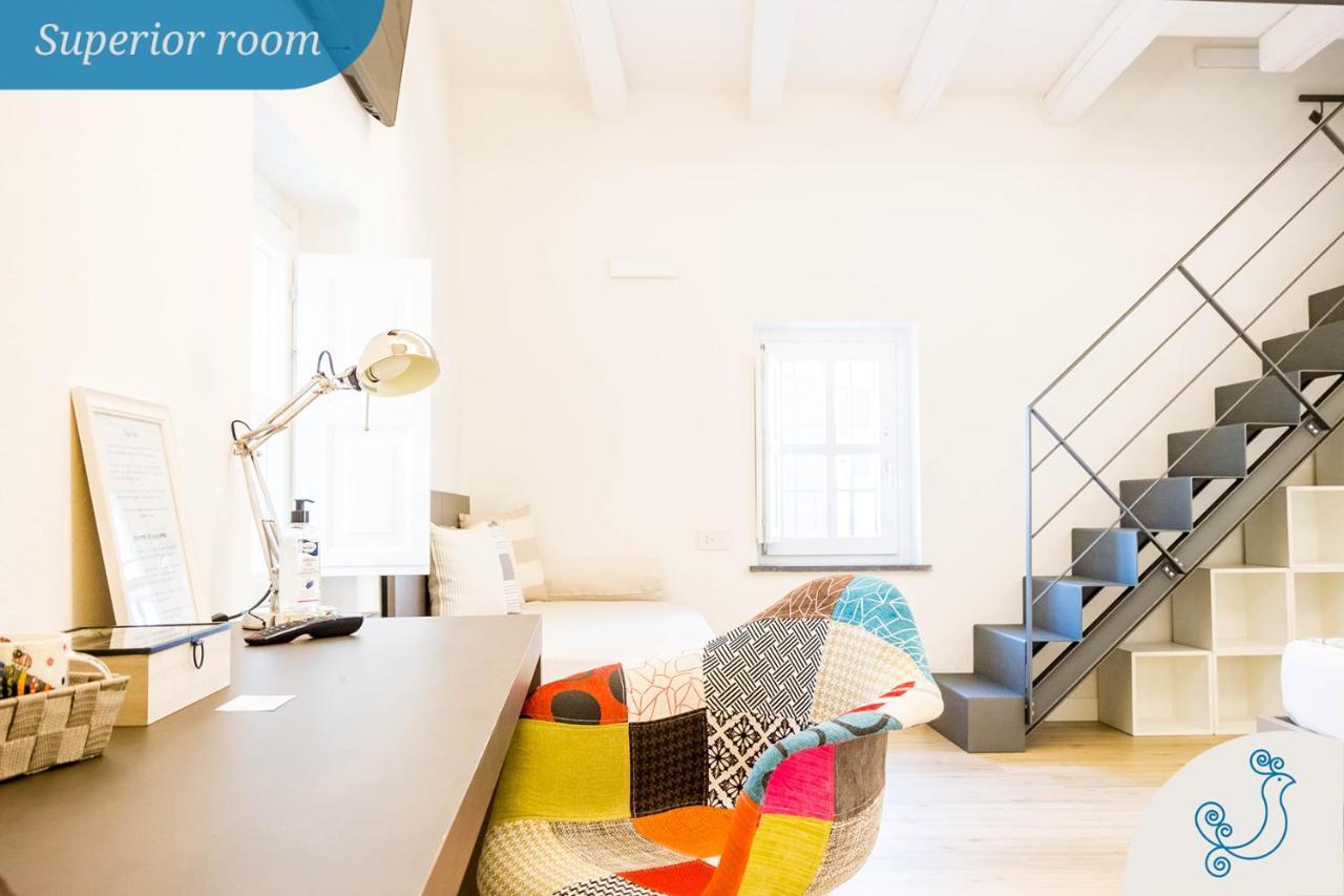 קליארי Karu Suites מראה חיצוני תמונה
